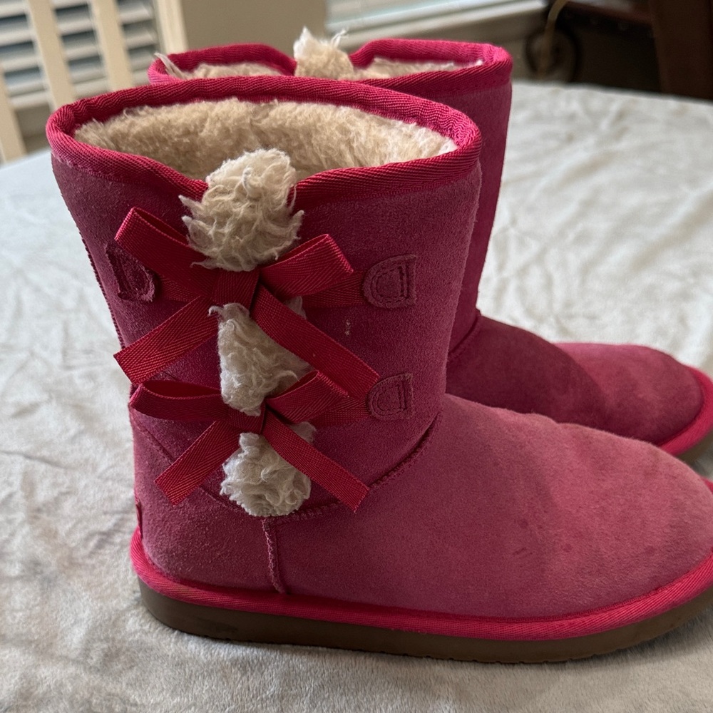 Koolaburra by Ugg Girls 3 Suede Victoria Pink Bows Short Boots Warm Winter Kids